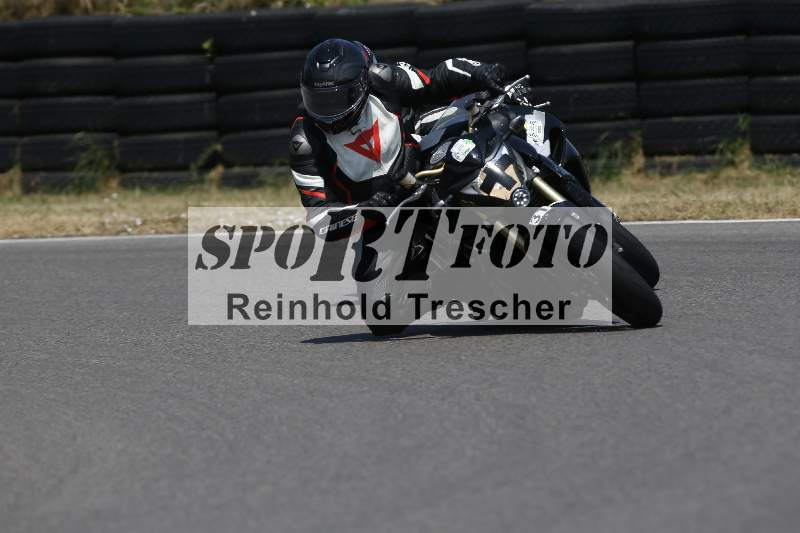 /Archiv-2023/28 05.06.2023 Moto Club Anneau du Rhin/vert-medium/31-1